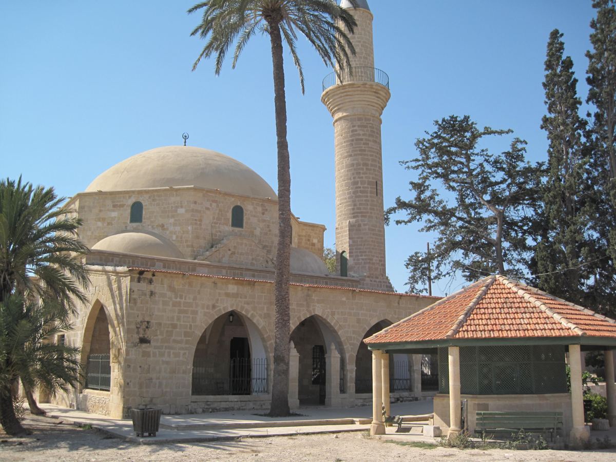 Hala Sultan Tekke mosque beside Larnaca Salt Lake